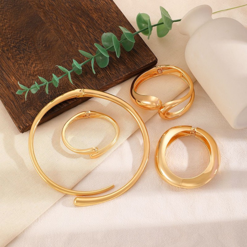 suit Golden Glow Irregular Bracelet