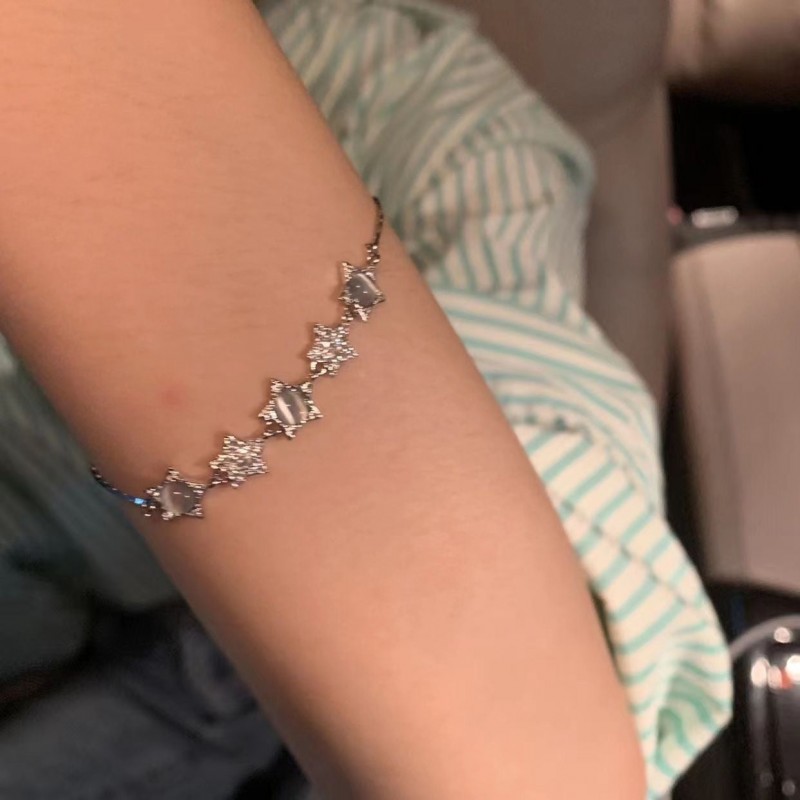 Cat's Eye Zirconia Star Pull-Out Adjustable Bracelet